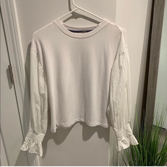 white long sleeve - Picture 1 of 1
